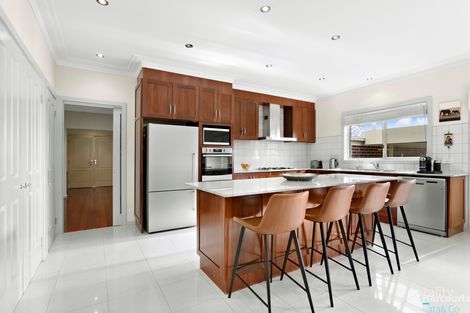 Property photo of 5 Narin Court Epping VIC 3076