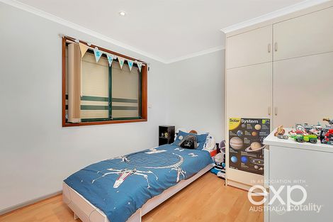 Property photo of 6 Aurora Circuit Greenwith SA 5125