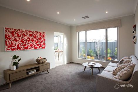 Property photo of 70 Aurora Circuit Meadows SA 5201