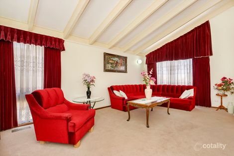 Property photo of 18 Melia Court Mill Park VIC 3082