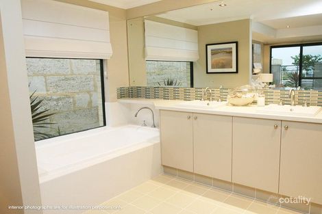 Property photo of 19 Lanciano Way Piara Waters WA 6112
