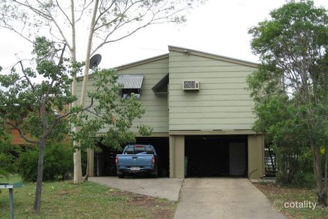 8 Chatswood Cres, Blackwater, QLD 4717