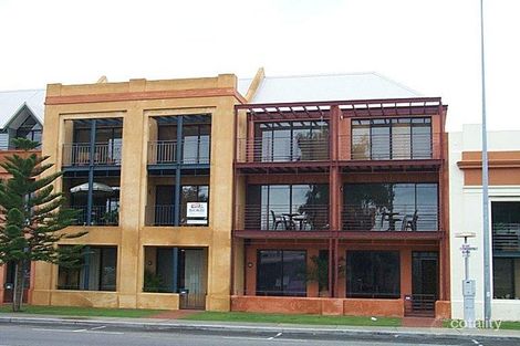 Property photo of 60A Marine Terrace Fremantle WA 6160
