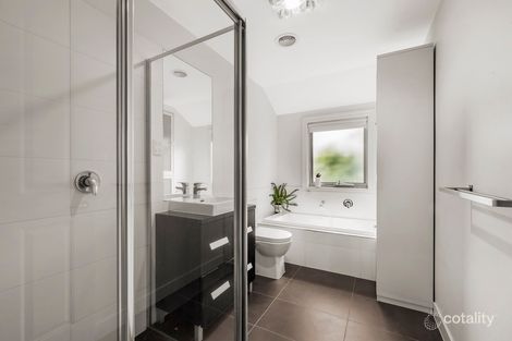 Property photo of 2/4 Maple Street Bayswater VIC 3153