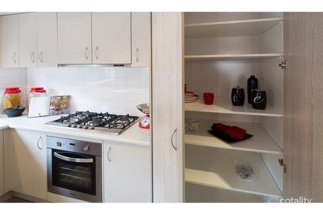 Property photo of 8 Riverside Avenue Werribee VIC 3030