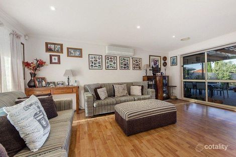 Property photo of 116 Robinsons Road Deer Park VIC 3023