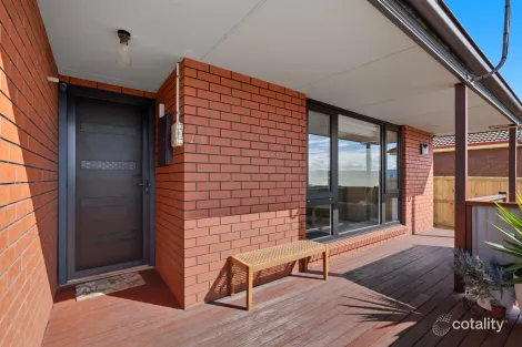 Property photo of 18 First Avenue Midway Point TAS 7171