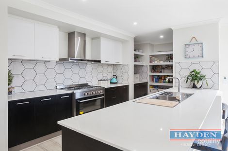 Property photo of 10 Crystal Way Torquay VIC 3228