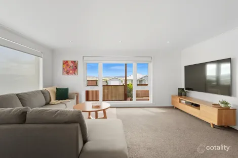 Property photo of 18 First Avenue Midway Point TAS 7171