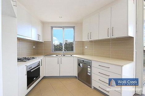 Property photo of 204/9-11 Wollongong Road Arncliffe NSW 2205