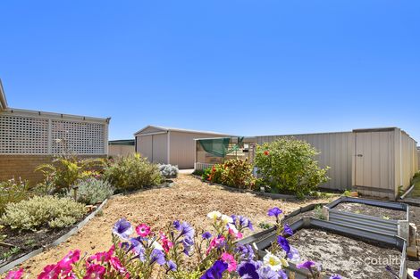 Property photo of 18 Heales Way Green Head WA 6514