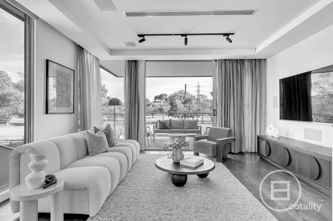 Property photo of 20 Angler Parade Ascot Vale VIC 3032