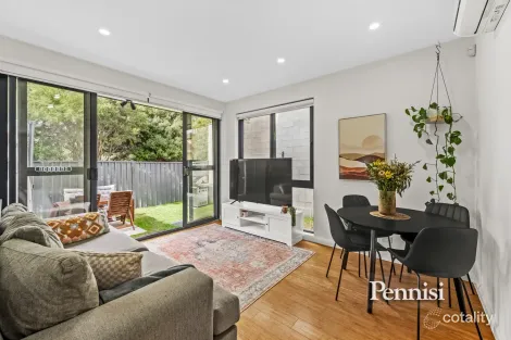 Property photo of 4/1 Woorite Place Keilor East VIC 3033
