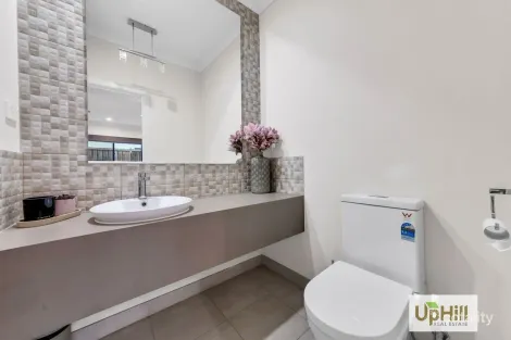 Property photo of 36 Abbeyard Drive Clyde VIC 3978