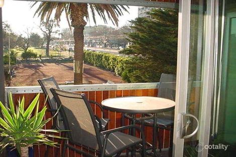 Property photo of 17/64 Fitzroy Street St Kilda VIC 3182