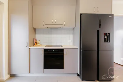 Property photo of 8/10 Coolac Place Braddon ACT 2612