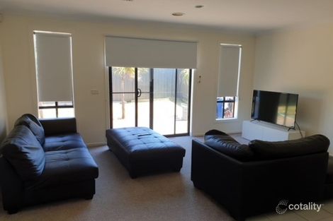 Property photo of 90 Kinglake Drive Manor Lakes VIC 3024