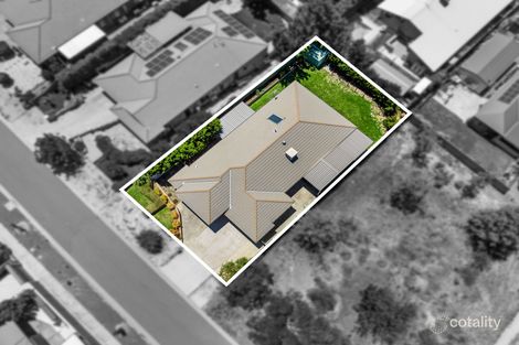 Property photo of 16 Akins Rise Golden Square VIC 3555