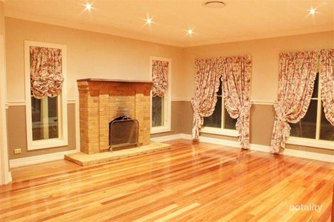 Property photo of 8 The Lanes Kirkham NSW 2570