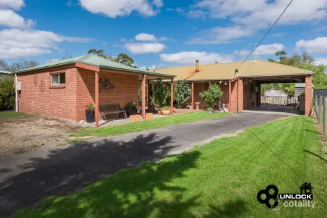 Property photo of 5 Nar Nar Goon-Longwarry Road Tynong VIC 3813