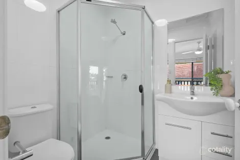 Property photo of 2/149 Samford Road Enoggera QLD 4051