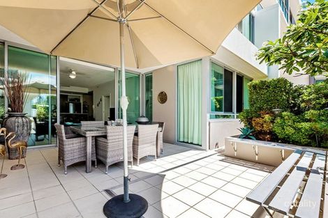 Property photo of 2010/33 T E Peters Drive Broadbeach Waters QLD 4218