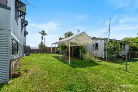 Property photo of 11 Danelle Street Goondi Hill QLD 4860