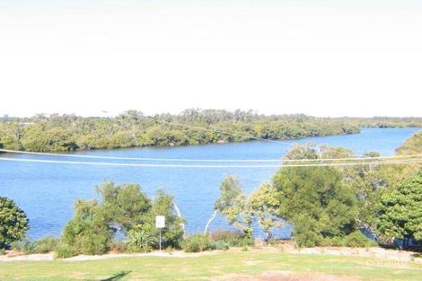 Property photo of 2/59 Bimbadeen Avenue Banora Point NSW 2486