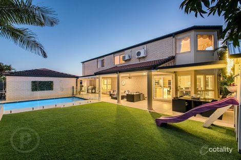 Property photo of 8 Forest Place Carindale QLD 4152