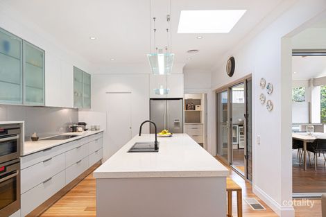 Property photo of 1 Woodvale Close St Ives NSW 2075