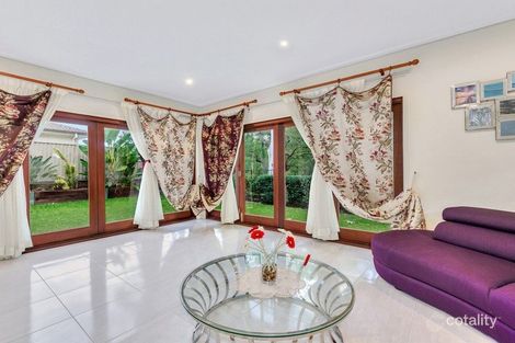 Property photo of 8 Honour Place Bridgeman Downs QLD 4035