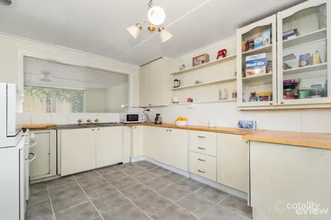 Property photo of 27 Aleppo Crescent Frankston North VIC 3200