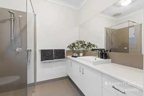 Property photo of 6 Carnegie Street Officer VIC 3809