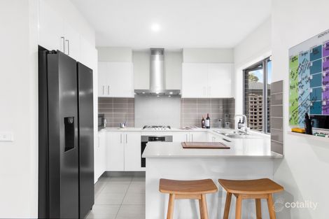 Property photo of 10 Flora Lane Carrum Downs VIC 3201