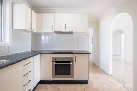 Property photo of 33 Hoyle Drive Dean Park NSW 2761