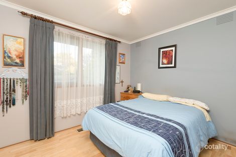 Property photo of 3 Rokewood Court Endeavour Hills VIC 3802