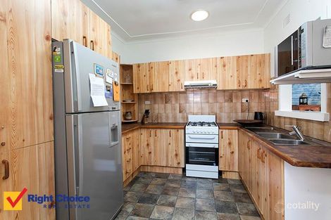 Property photo of 70 Parkes Street Oak Flats NSW 2529