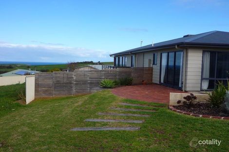 Property photo of 6 Hump Back Road Encounter Bay SA 5211