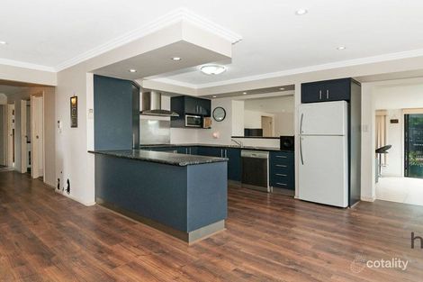Property photo of 11 Glendevon Crescent Mount Warren Park QLD 4207