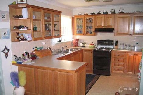 Property photo of 3 Howell Avenue Kanahooka NSW 2530