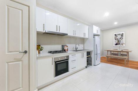 4/27 Arena Sq, Noble Park, VIC 3174