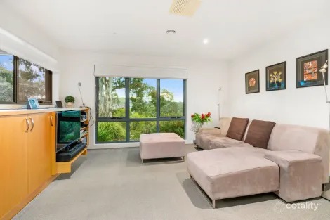 Property photo of 8 Donnington Drive Wodonga VIC 3690