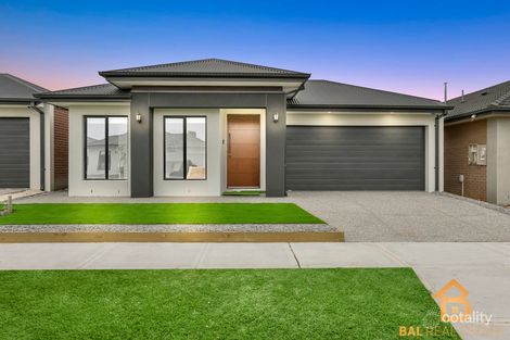Property photo of 44 Ionica Loop Truganina VIC 3029