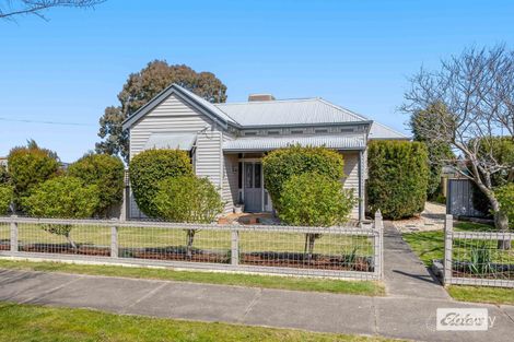 29 Clifton Ave, Stawell, VIC 3380