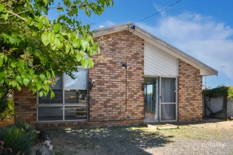 Property photo of 9 Barnes Street Stawell VIC 3380