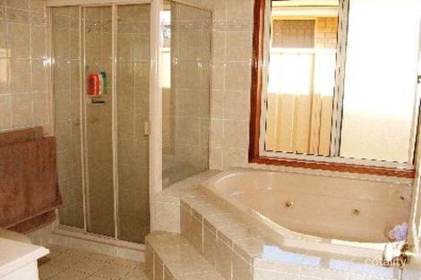 Property photo of 17 Brown Crescent Kurri Kurri NSW 2327