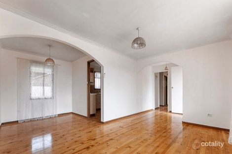 Property photo of 1 Eringa Court Craigmore SA 5114