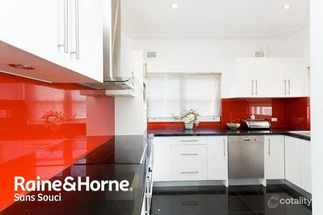 Property photo of 5 Benwerrin Avenue Carss Park NSW 2221