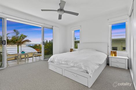 Property photo of 2/20 Orealla Crescent Sunrise Beach QLD 4567