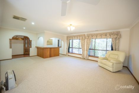 Property photo of 12 Renmark Avenue Young NSW 2594